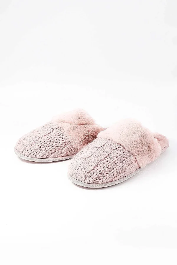 Cherish Accessories Cable Knit Slippers In Pink*Women Nightwear