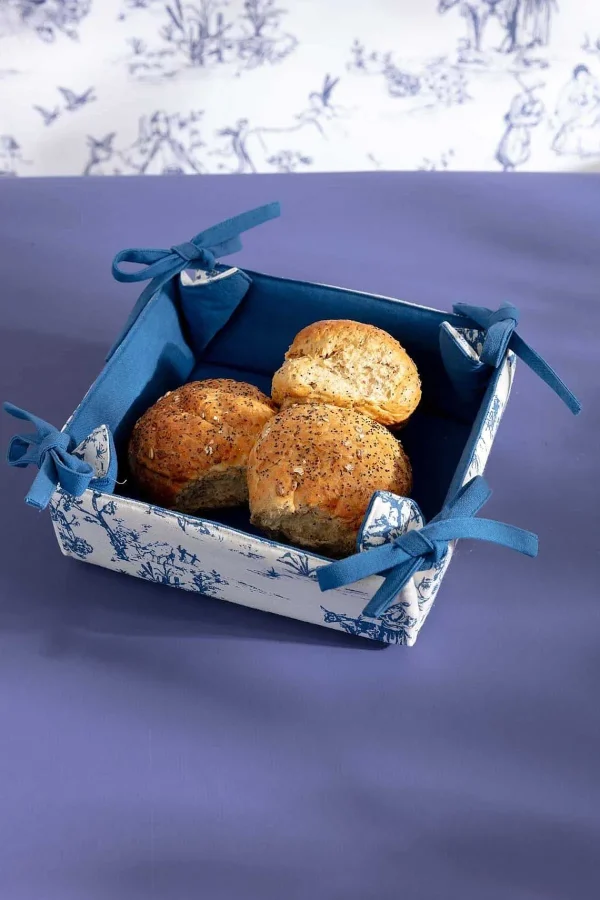 Carraig Donn HOME Celine Bread Basket* Homeware