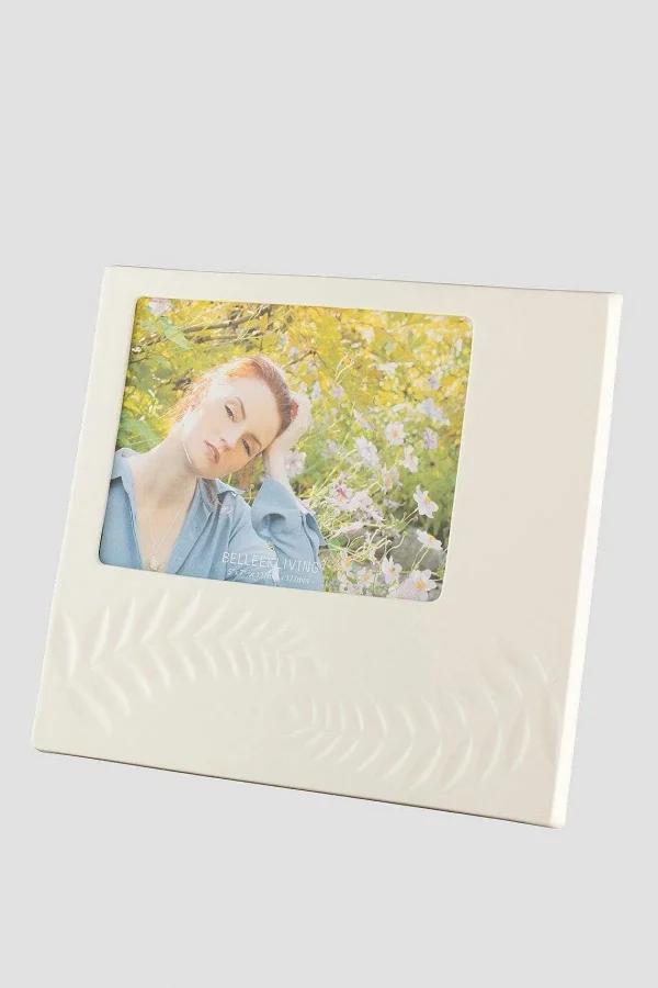 Belleek Ceramic Fern 5X7 Frame* Homeware