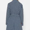West Quay Chevron Print Mac In Navy*Women Coats & Jackets