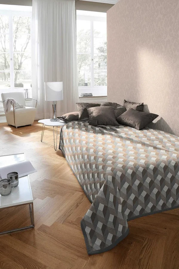 Biederlack Cream Geometric Throw* Homeware