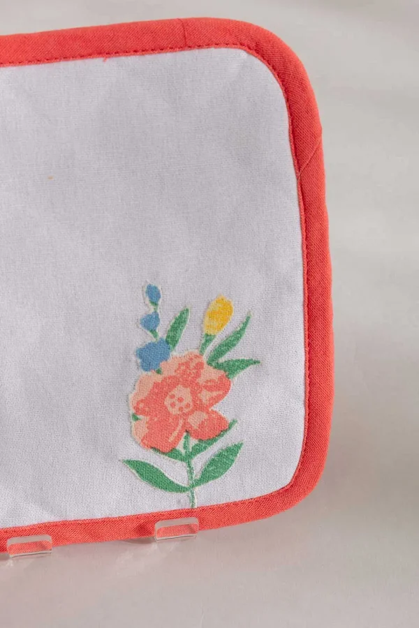 Carraig Donn HOME Daisy Pot Holder* Summer Living