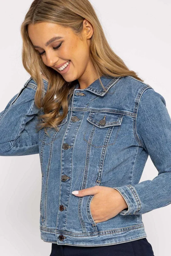 Kelly & Grace Weekend Denim Jacket In Medium Blue*Women Coats & Jackets