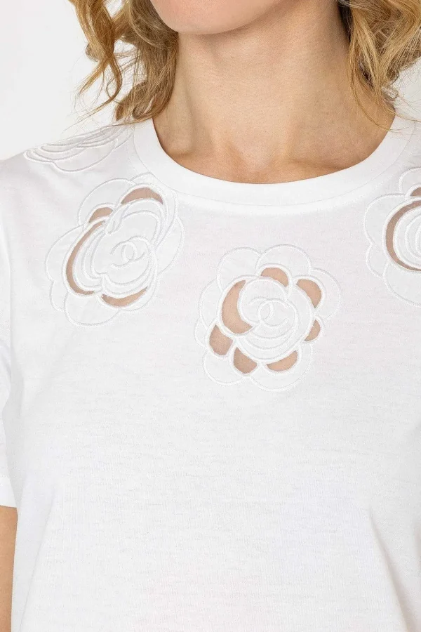 Kelly & Grace Weekend Embroidered T-Shirt In White*Women Tops & Blouses