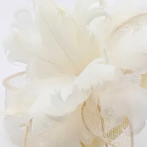 SOUL Accessories Feather And Flower Fascinator In Cream* Fascinators