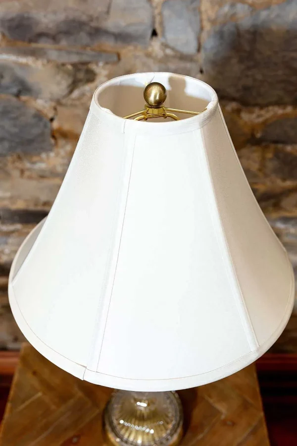 Carraig Donn HOME Fiona Glass Lamp* Homeware