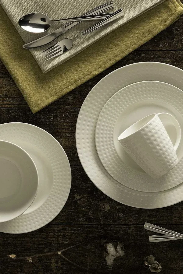 Belleek Grafton 12 Piece Dinner Set* Homeware