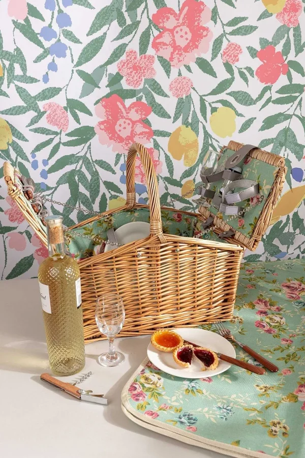 Carraig Donn HOME Green Floral 2 Person Picnic Basket* Homeware