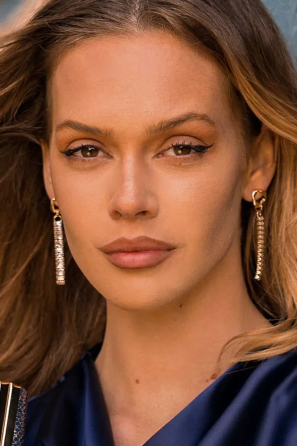 Joularie Long Earrings In Gold* Earrings