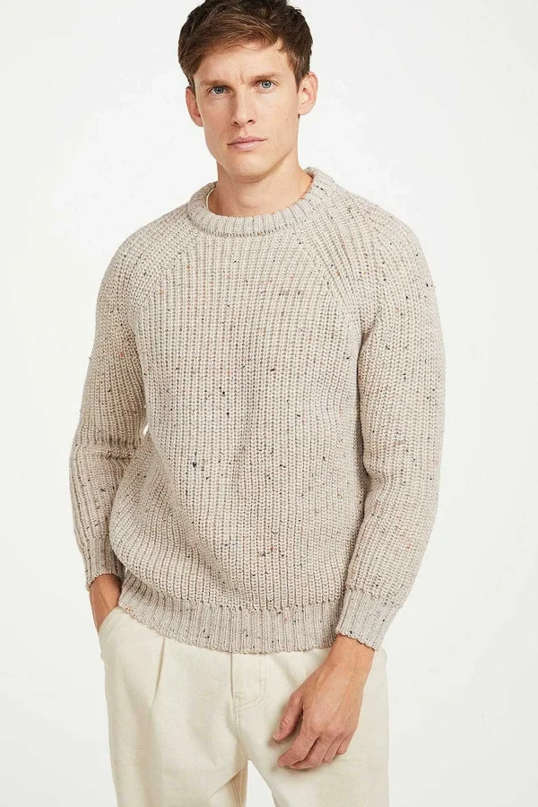 Aran Woollen Mills Men'S Crew Neck Raglan Sweater In Beige* Him