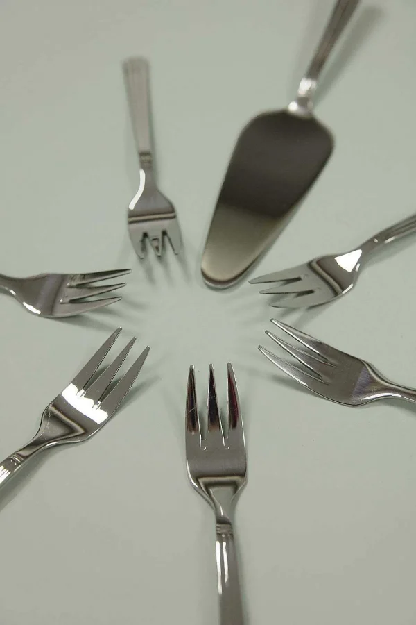 Newbridge Silverware Nova 7 Piece Pastry Set* Homeware