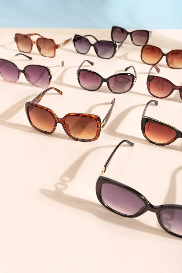 SOUL Accessories Oversized Tortoise Shell Sunglasses With Gold Detail* Sunglasses