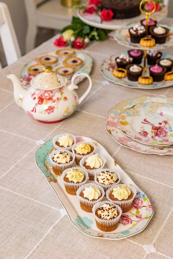Rosa Belle Sandwich Platter* Homeware
