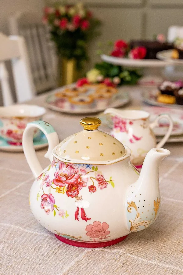 Rosa Belle Tea Pot* Homeware