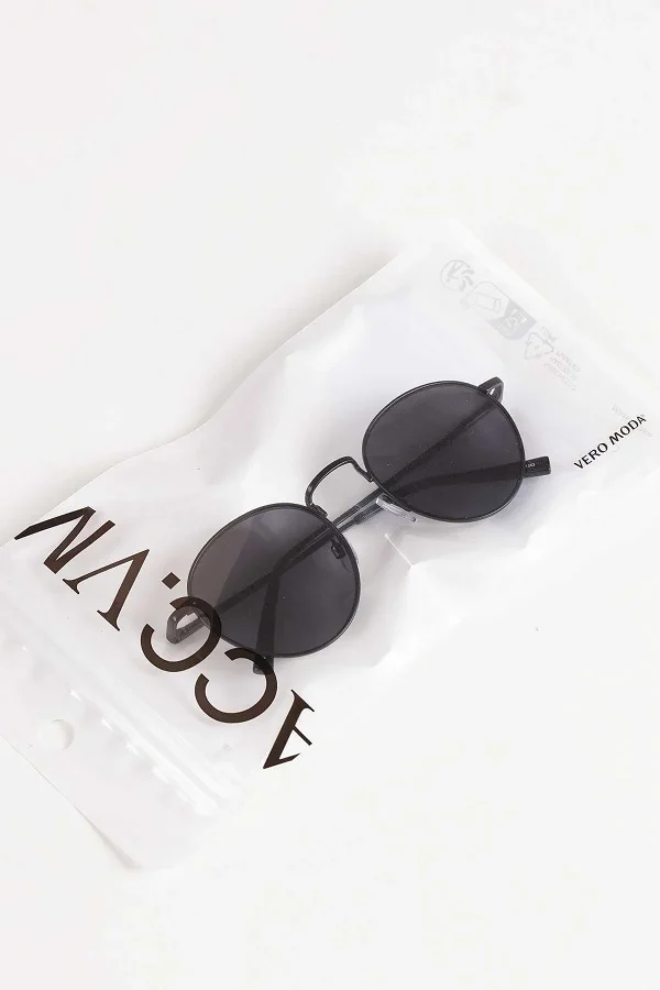 Vero Moda Accessories Round Frame Sunglasses In Black* Sunglasses