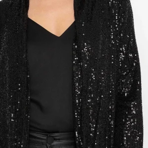 Rowen Avenue Sequin Chuck On Jacket In Black*Women Blazers