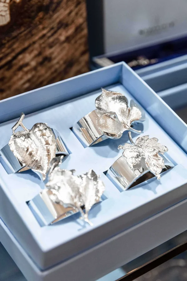 Newbridge Silverware Silver Plated Leaf Napkin Rings Set Of 4* Homeware