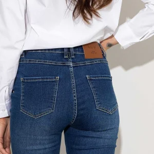 Kelly & Grace Weekend Straight Leg Jeans In Indigo*Women Jeans & Trousers