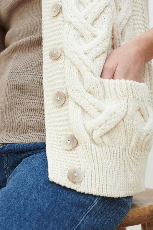 Aran Woollen Mills Super Soft Merino Wool V-Neck Cardigan In Cream*Women Jumpers & Cardigans