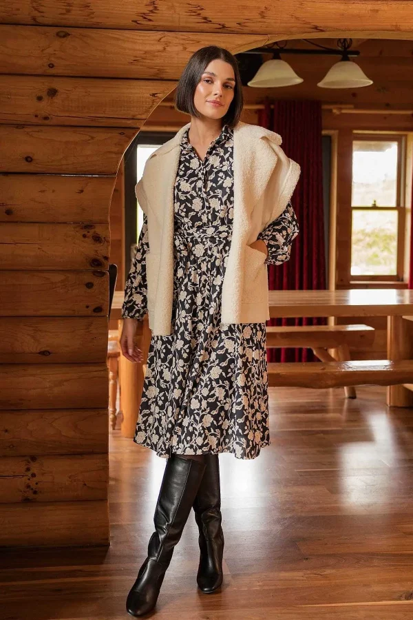 Rowen Avenue Teddy Gilet In Ecru*Women Coats & Jackets