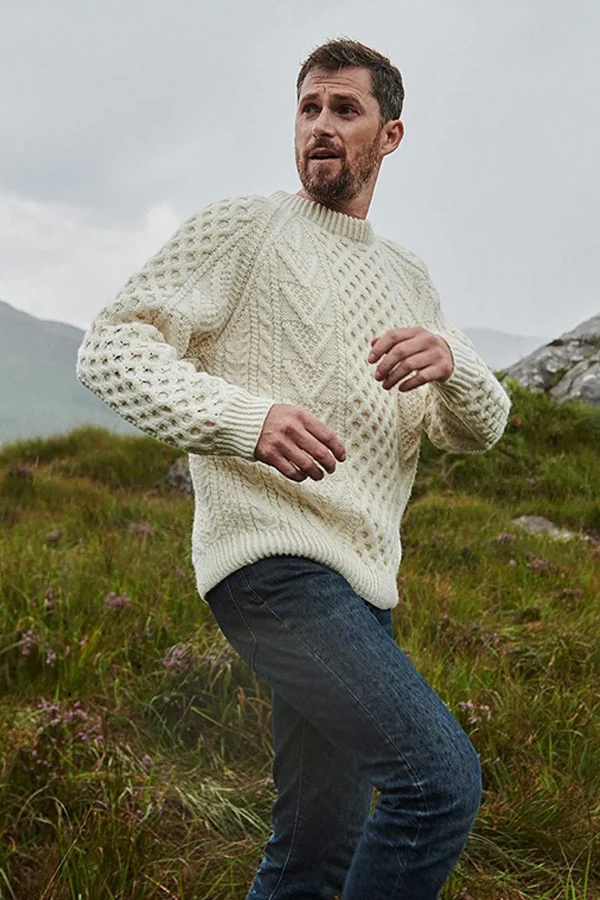 Aran Woollen Mills Unisex Handknit Merino Wool Sweater In Cream*Women Jumpers & Cardigans