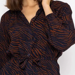 Rowen Avenue Viscose Dress In Navy Animal Print*Women Dresses & Jumpsuits