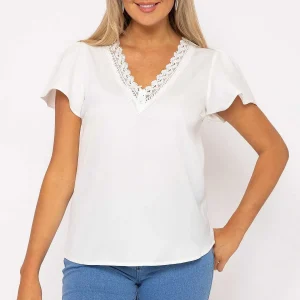 Kelly & Grace Weekend White Lace Trim Top*Women Tops & Blouses