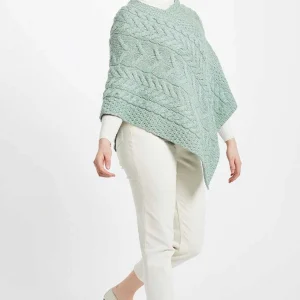 Aran Woollen Mills Women'S Super Soft Merino Wool Poncho In Mint*Women Coats & Jackets